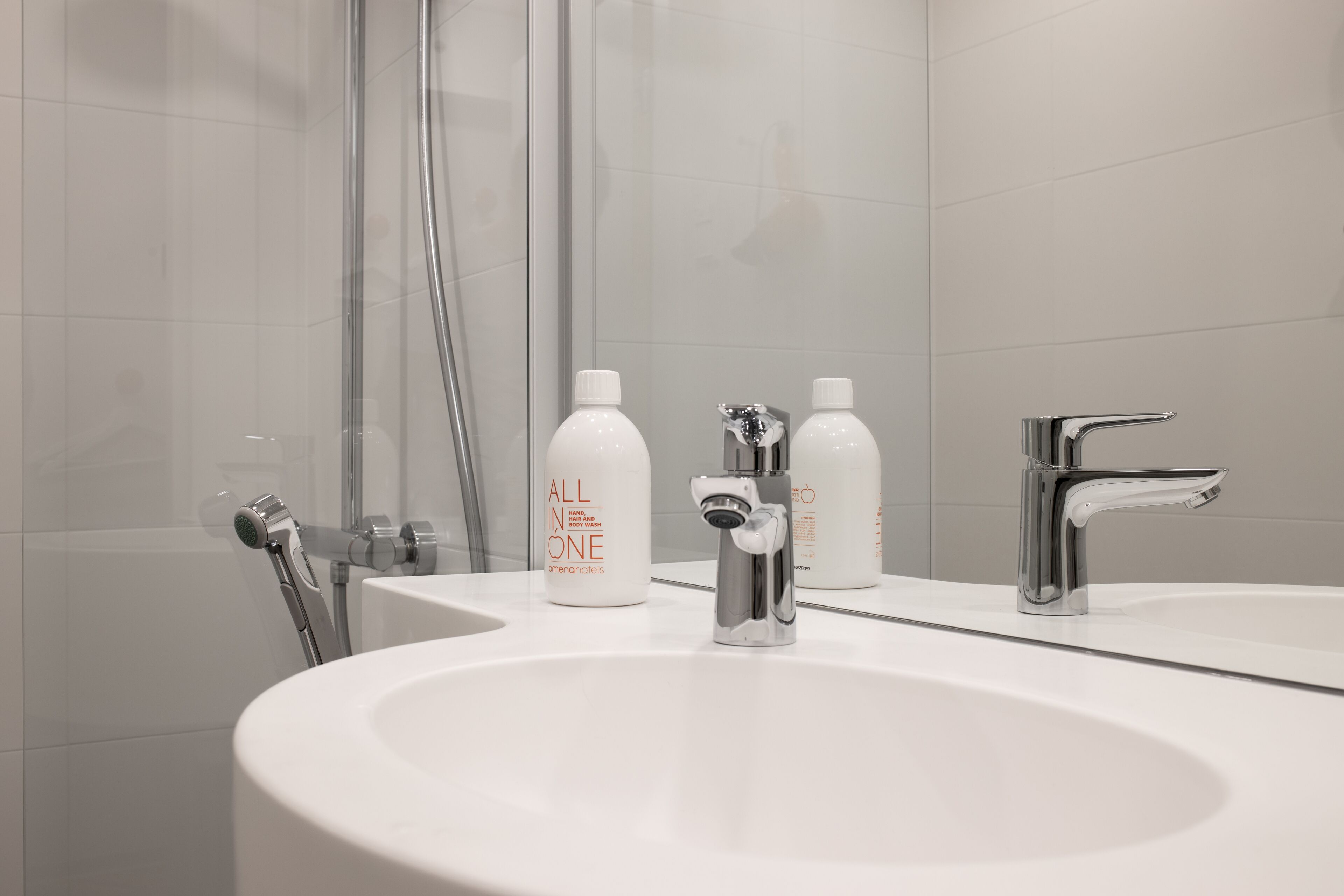 shower, rainfall showerhead, hair dryer, heated floors