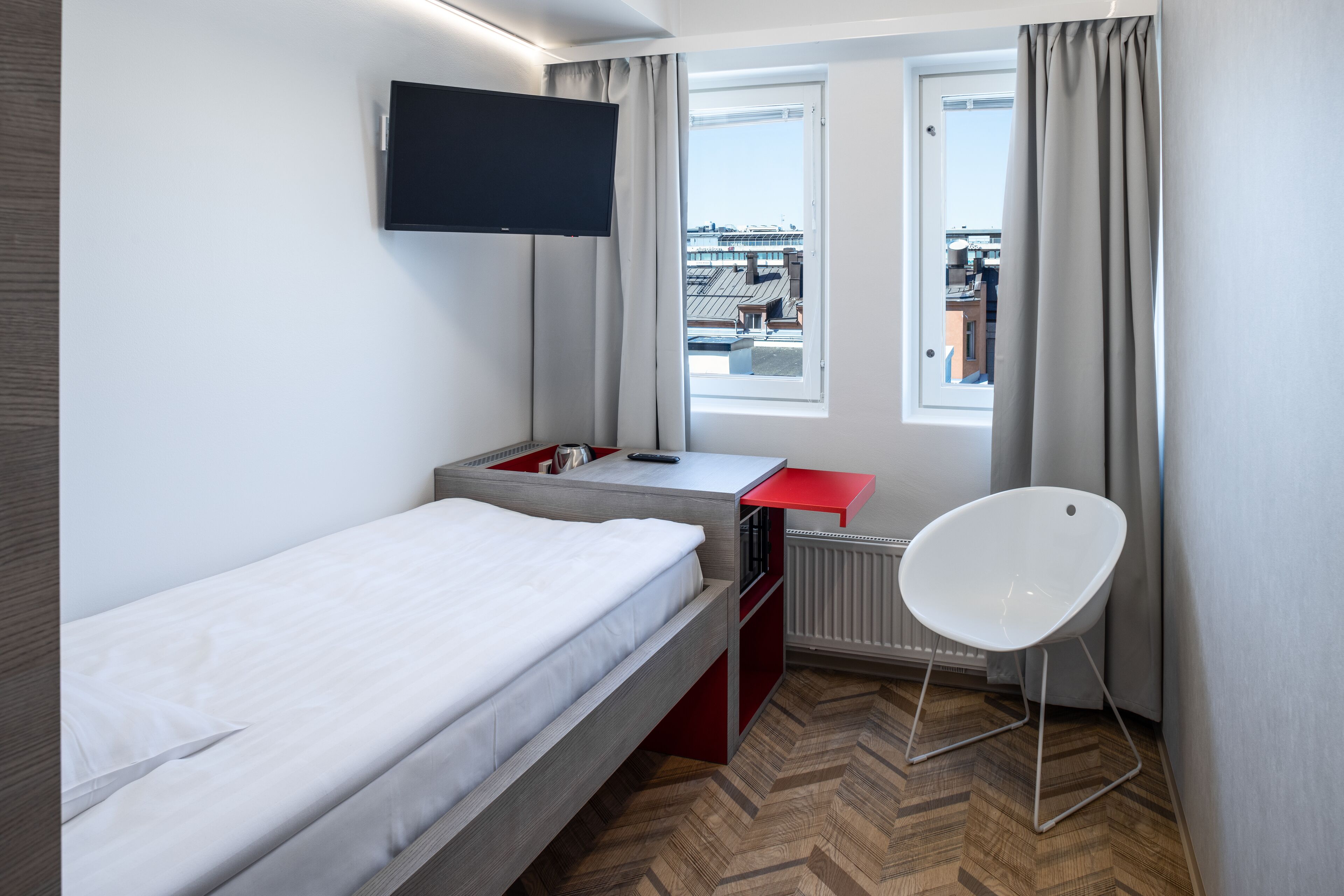 standard single room | 1 bedroom, laptop workspace, blackout curtains, soundproofing