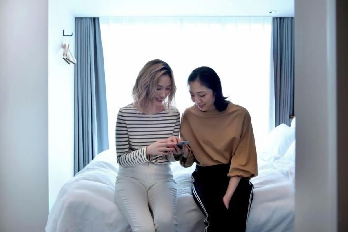In-room safe, desk, WiFi (free), bed sheets