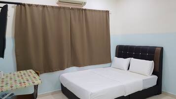 Deluxe Triple Room | 1 bedroom, free WiFi, bed sheets