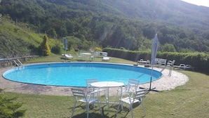 Apartment, 2 Schlafzimmer, Raucher, Gartenblick | Pool | Außenpool