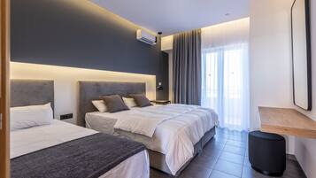 Deluxe Double Room | Blackout drapes, free WiFi, bed sheets