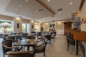 Reception - Cirillo Family Hotel - Christinas Studios (Kos)