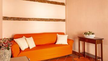 Comfort Triple Room | In-room safe