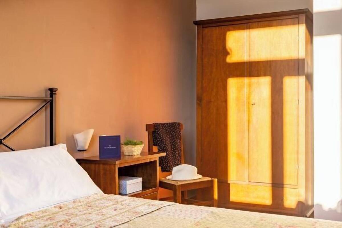 Een kluis op de kamer