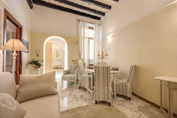 Apartment, 1 Schlafzimmer, Raucher | Wohnbereich