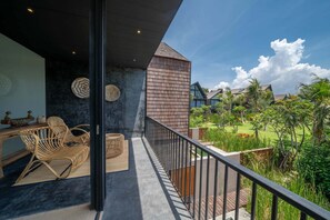 Villa, 4 Bedrooms | Balcony view