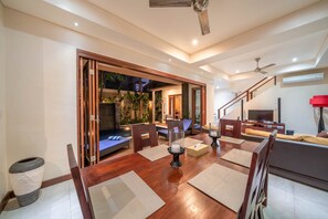 Villa, 3 Bedrooms | In-room dining - Villa Seacluded 2 (Seminyak)