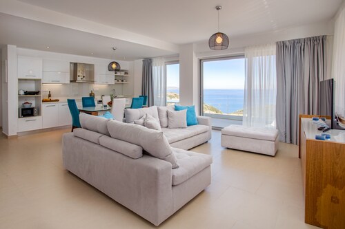 Luxury Suite Thalia - Amazing Sea View