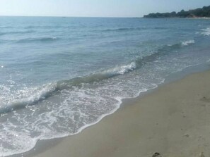Appartement, 2 chambres, fumeurs, patio | Plage
