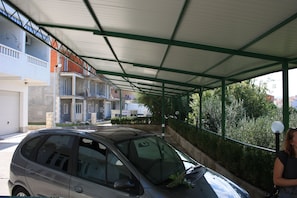 Free self parking