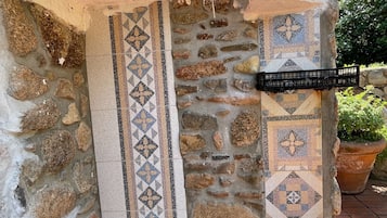 House, 3 Bedrooms, Smoking, Balcony | Property grounds