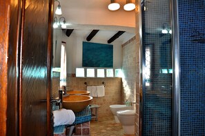 House, 3 Bedrooms, Smoking, Balcony | Bathroom - Baia Sardinia - Villa Rose With 3 Rooms - Independent 10 (Arzachena)