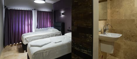 Standard Twin Room | Free WiFi, bed sheets