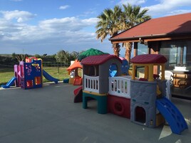 Area giochi per bambini (all'aperto)