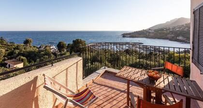 NOUVEAU :Appartement de rêve avec 2  terrasses ensoleillées pleine vue mer.