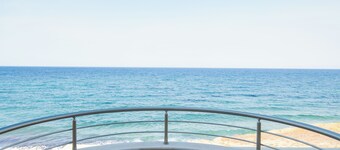 Stunning maisonette, just a few steps from the sea