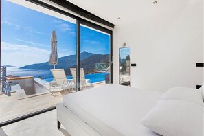 Room - Kalamar Hill - stunning 6 bedroom villa in Kalamar Bay offering wonderful views (Antalya)