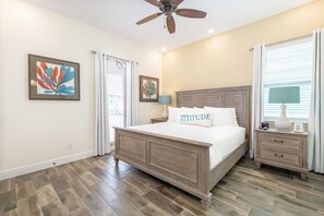 2 bedrooms, in-room safe, iron/ironing board, free WiFi - Coral Cottage near Disney with Margaritaville Resort & Island H2O Access -. (Kissimmee)