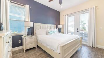 3 bedrooms, in-room safe, iron/ironing board, free WiFi