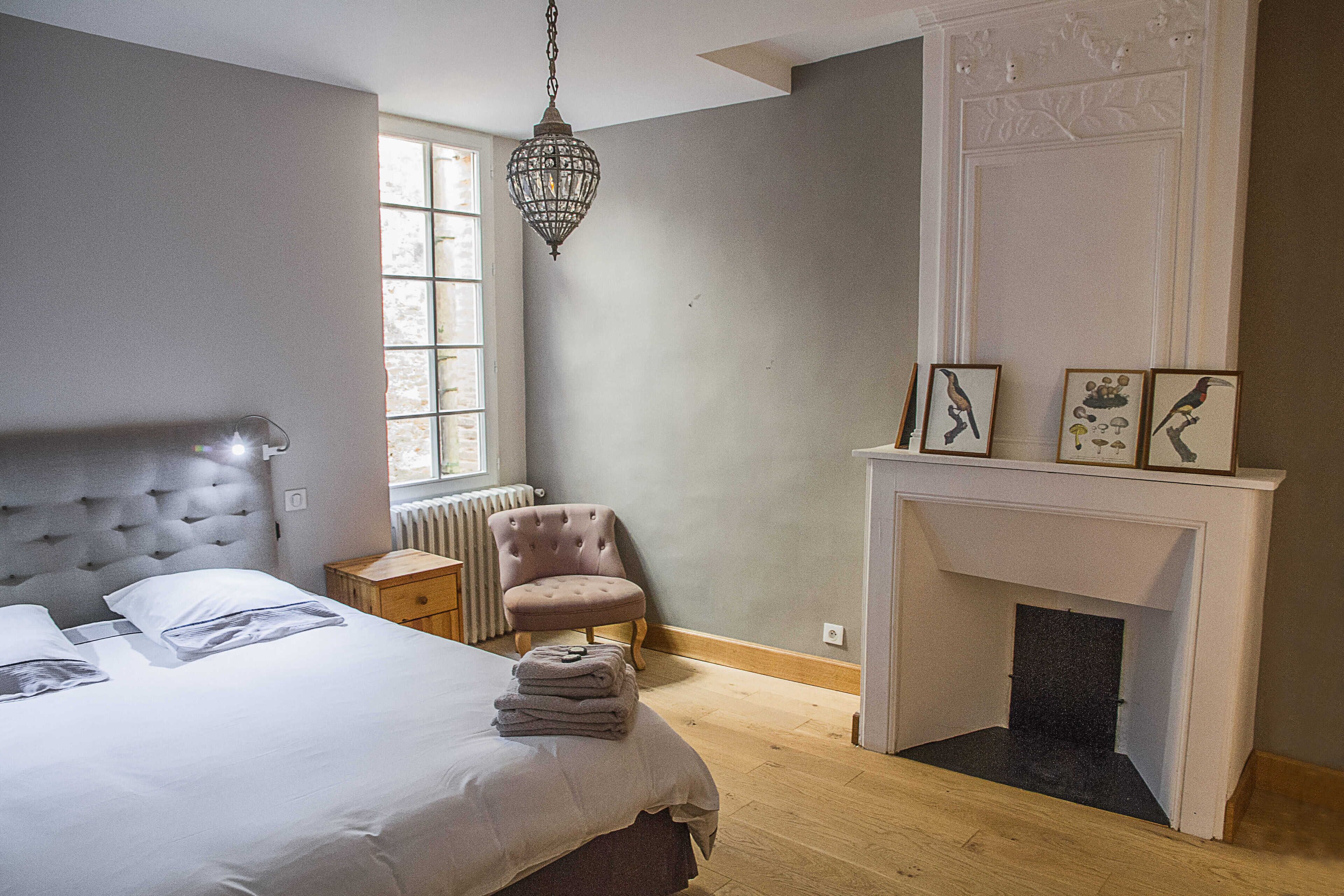 11 chambres, fer et planche à repasser, lit parapluie, Wi-Fi gratuit