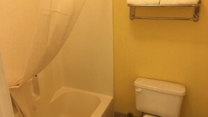 淋浴/盆浴组合、吹风机、毛巾