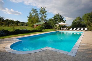 Pool - Blue House Near Bagnoregio-overlooking the Umbrian Mountains and Tiber Valley (Bagnoregio)