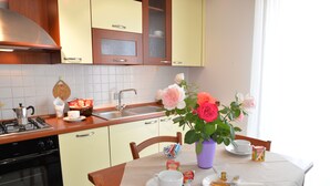 Unclassified image, 4 of 15, button - Two-room Apartment for 3 People With Kitchen and Private Bathroom (Arezzo)