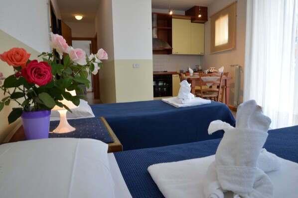 Apartment, 1 Bedroom, Smoking, Balcony