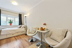 Unclassified image, 3 of 18, button - TH Serviced Apartment London (Northolt)