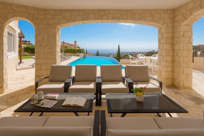 Resitour - Perneri Villas