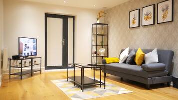 Leilighet – design | Oppholdsområde | Flatskjerm-TV