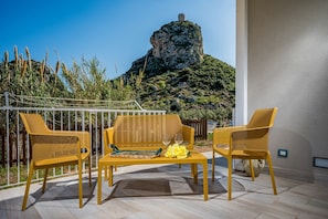 Estudio, varias habitaciones, para fumadores, balcón | Balcón