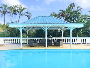 Outdoor pool - Villa view and pool (SAINTE ROSE)
