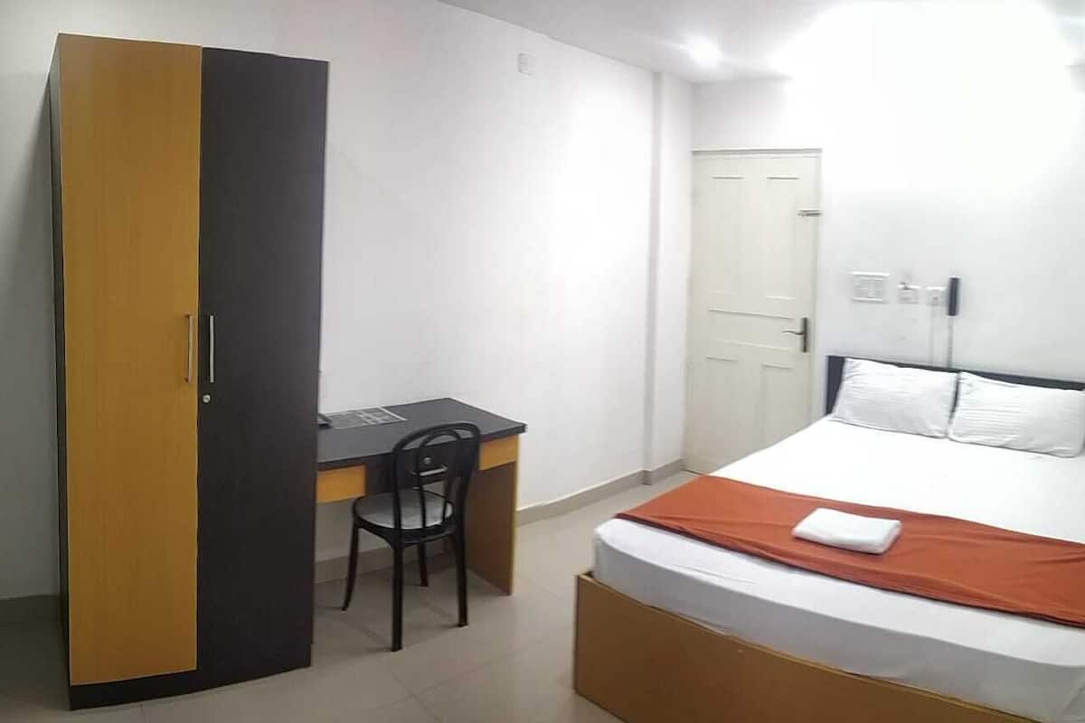 individually decorated, individually furnished, free wifi, bed sheets