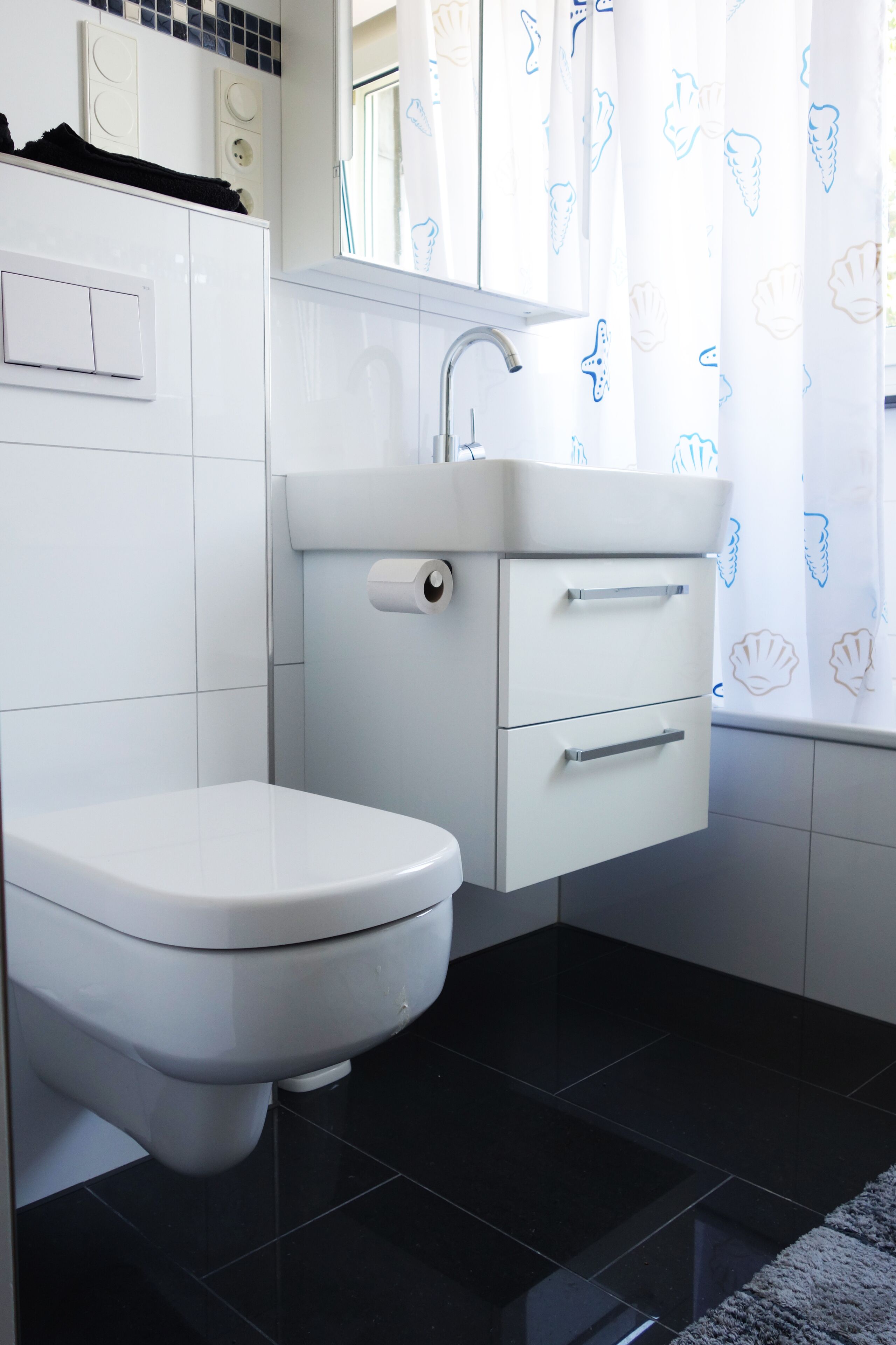 suite, 3 bedrooms | bathroom | towels