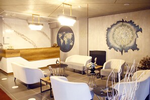 Reception - Cadde 7 Otel (Ankara)