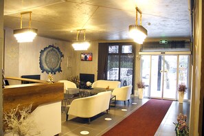 Reception - Cadde 7 Otel (Ankara)