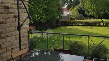 Double Room, Garden View | Terrace/patio