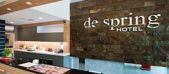 De Spring Hotel