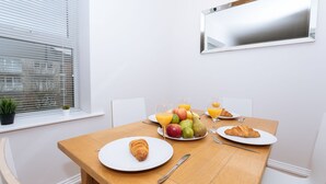 City Apartment, City View (6002. Windmill Lane) | In-room dining - Hanover Quay - Private Apartment (Dublin)