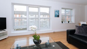 City Apartment, City View (6002. Windmill Lane) | Living room - Hanover Quay - Private Apartment (Dublin)