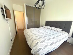 3 camere, ferro/asse da stiro, Wi-Fi gratuito, lenzuola