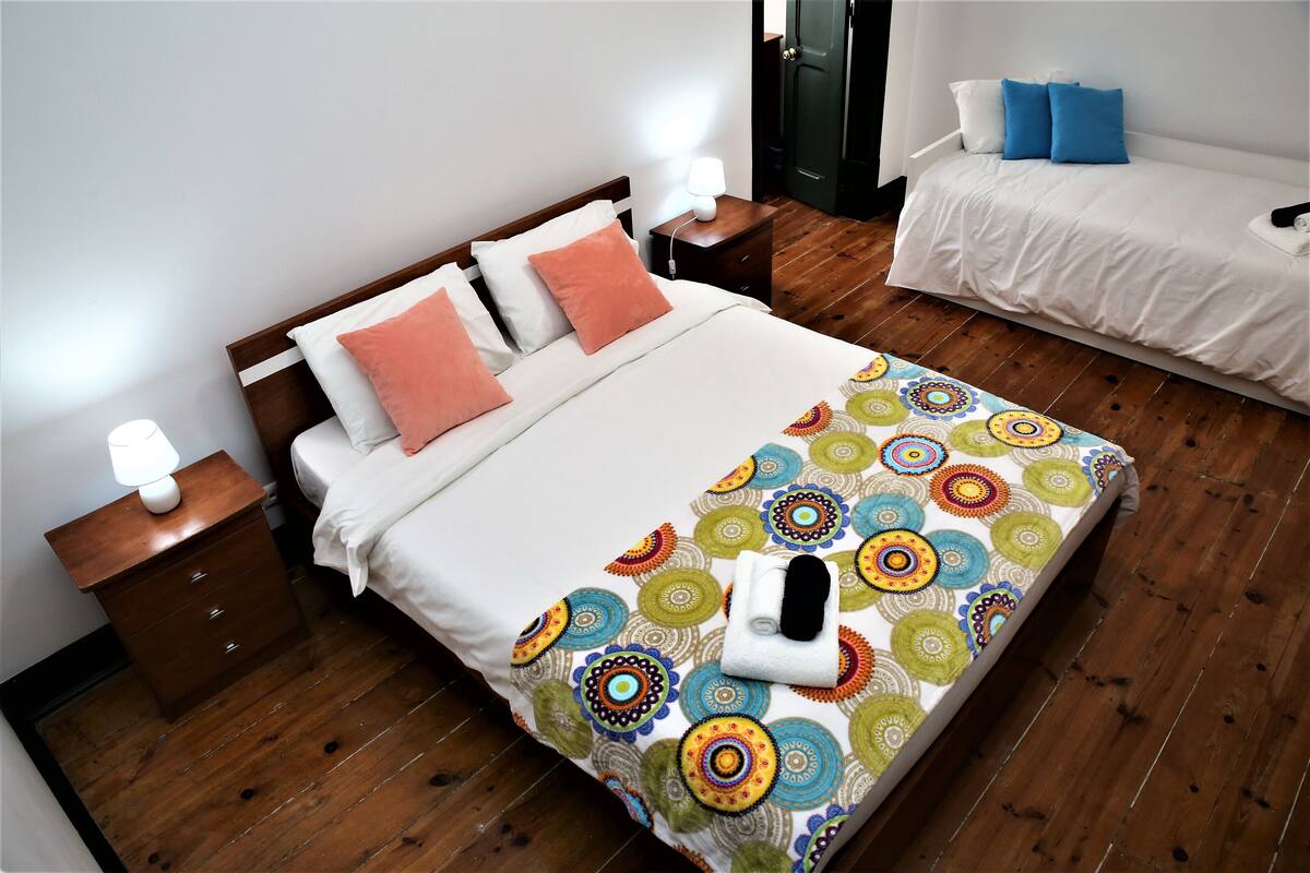 Sublime Family | Desk, blackout drapes, iron/ironing board, free WiFi