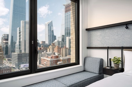 Room, 1 King Bed (City) | Hypo-allergenic bedding, in-room safe, desk, laptop workspace. Arlo Midtown