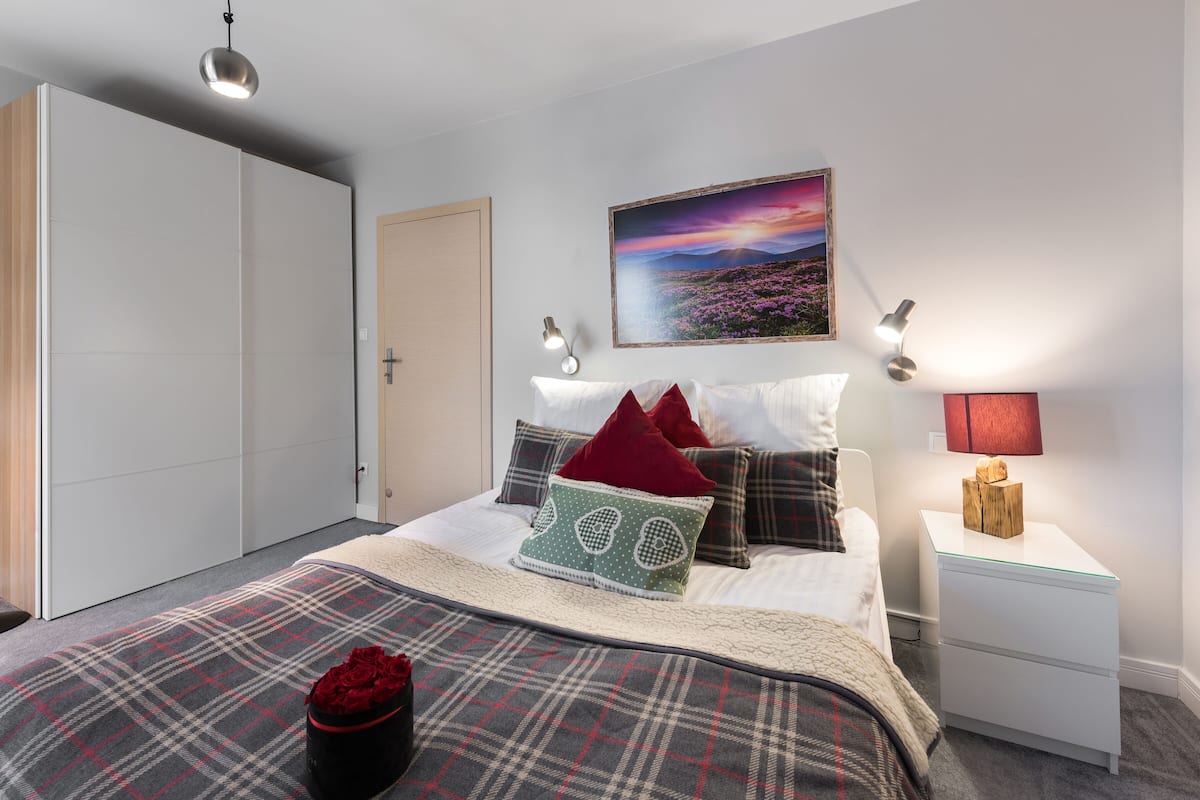 Superior appartement (8) | 1 slaapkamer, individueel gedecoreerd, een laptopwerkplek