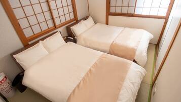 4 bedrooms, free WiFi, bed sheets