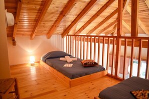 2 chambres, fer et planche à repasser, lit de bébé portatif, Wi-Fi