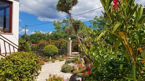 Unclassified image, 4 of 27, button - Stylish apartment Olivia with a sea view in a quiet village on Krk (Silo)