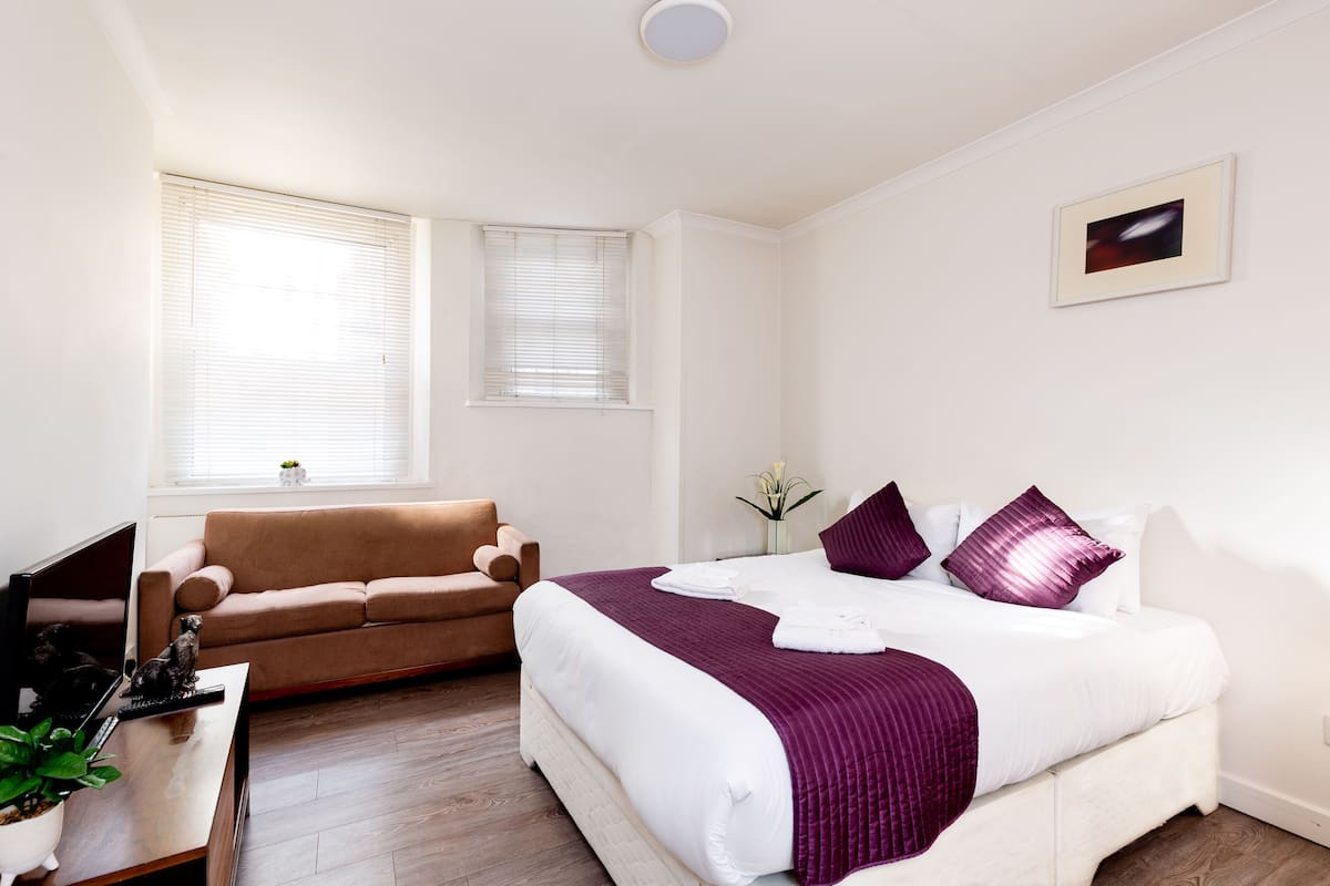 Apartment with 2 Double Beds | Living area